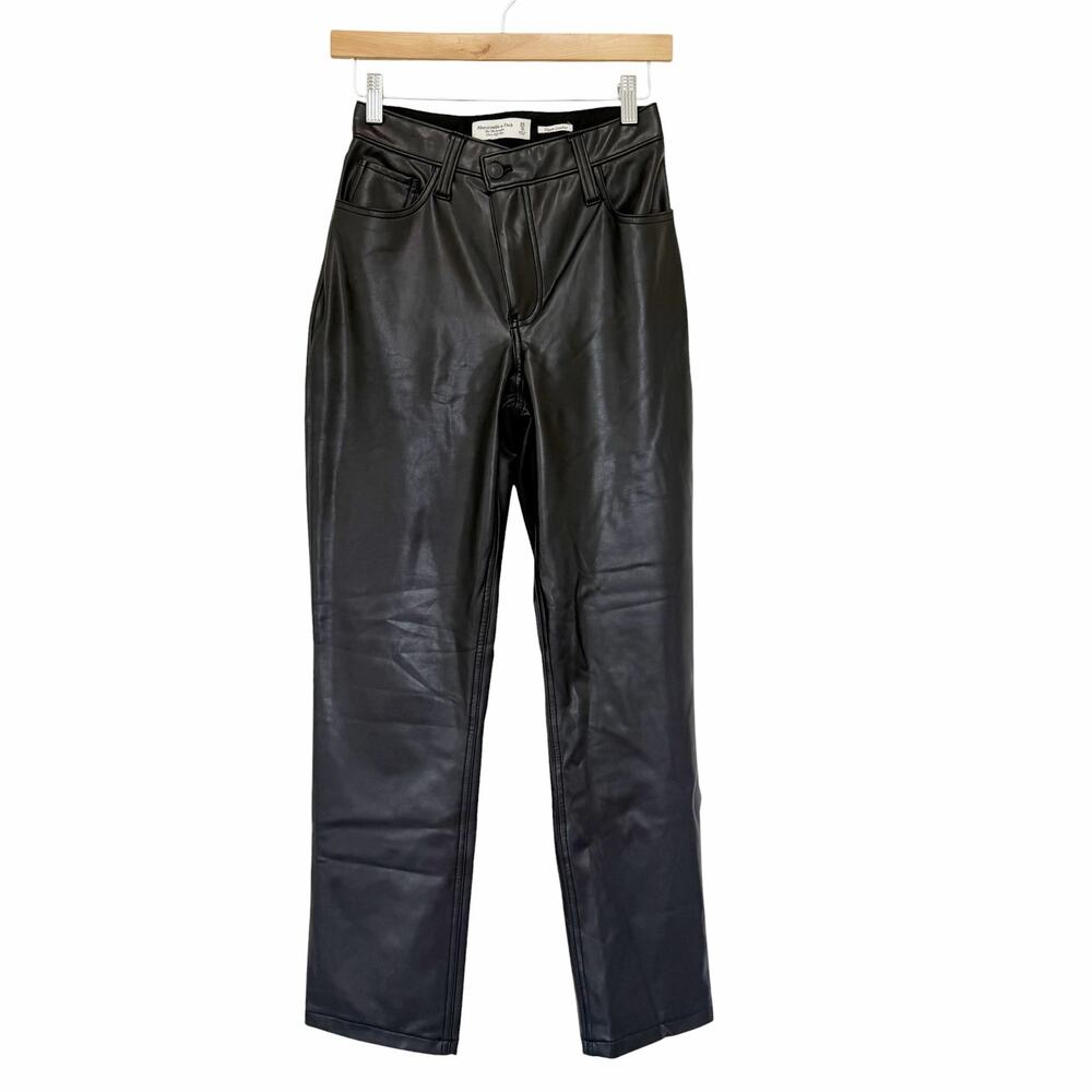 Abercrombie Vegan Leather 90s Straight High Rise Pants 25S